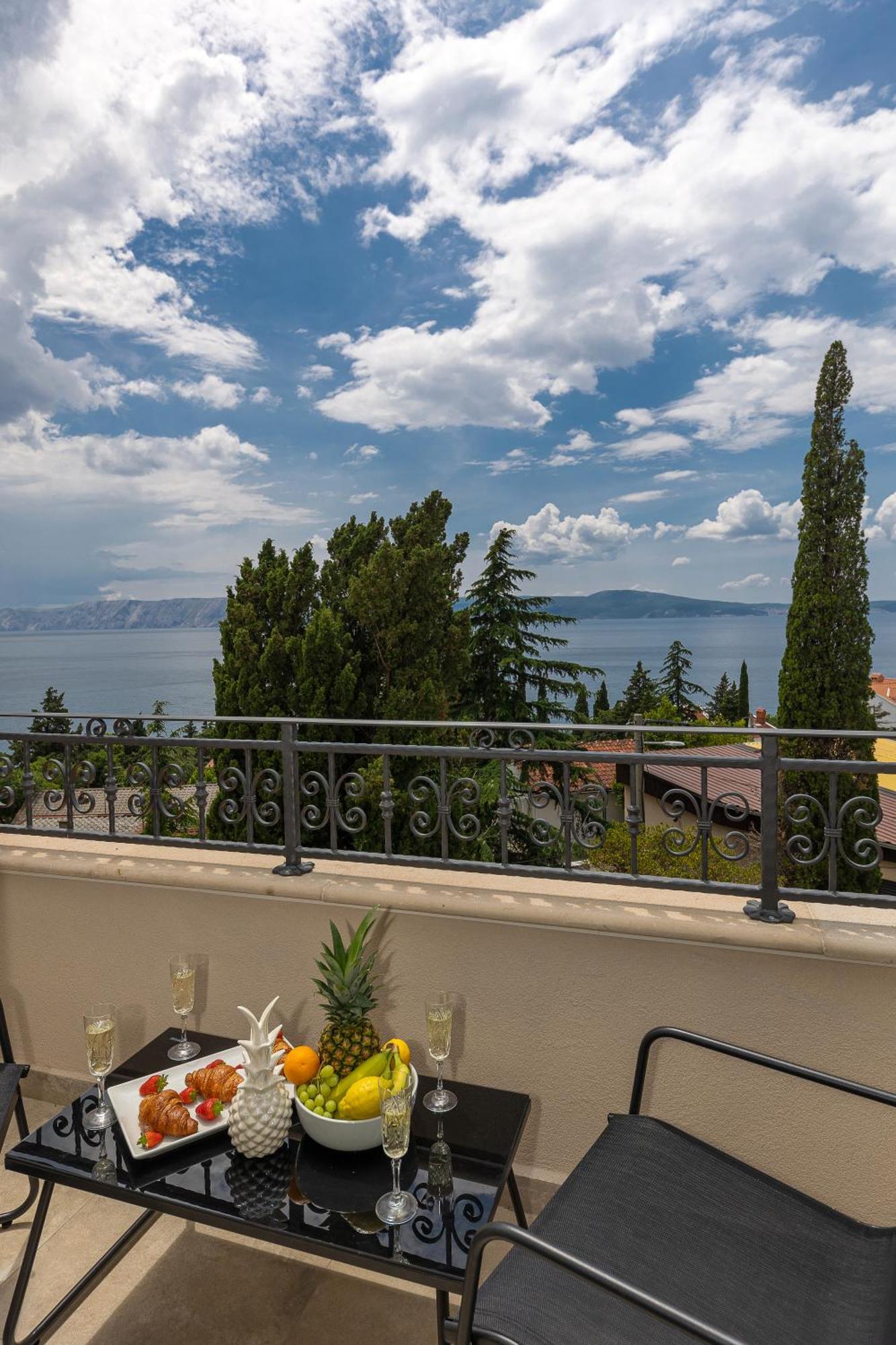 Ferienwohnung Sea House Lea Novi Vinodolski Exterior foto